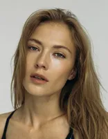 Daria Mashanova - Fashion & TV Model