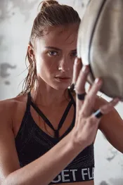 Daria Mashanova - Fashion & TV Model